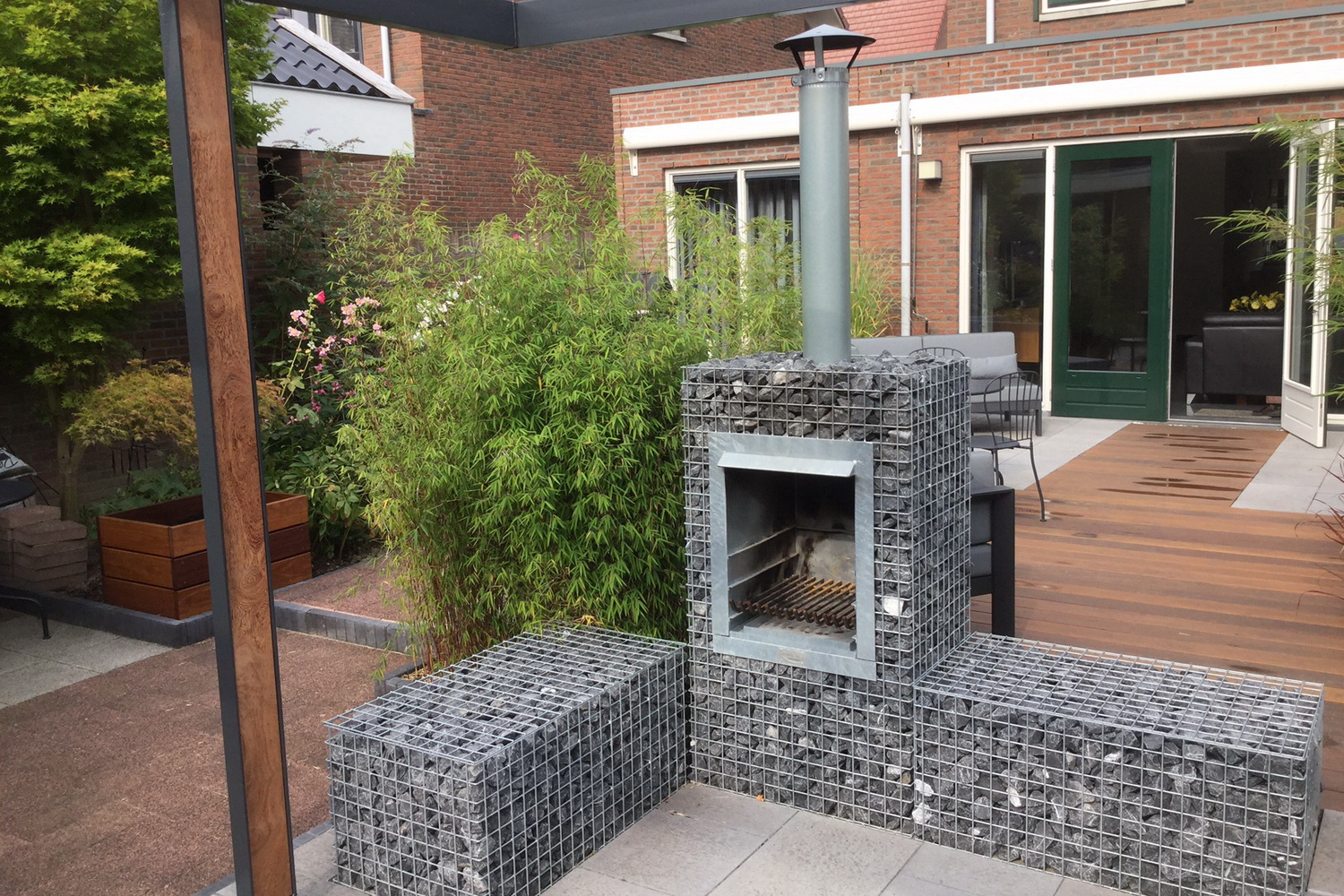 Gartenkamin Grill XS op terras
