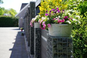 Schanskorven met Composiet Schutting – Composiet schutting. Schanskorven met Composiet Schutting