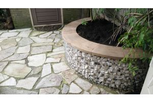 Schanskorf met zitbank – Schanskorf tuinbanken