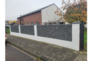 Schanskorven in Bestaande Schutting – Schanskorven. Schanskorven in Bestaande Schutting