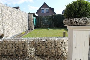 Schanskorven met Yellow Sun – Breukstenen. Schanskorven met Yellow Sun