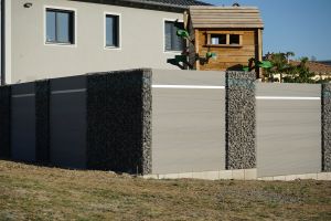 Schanskorven met Composiet Schutting – Composiet schutting. Schanskorven met Composiet Schutting