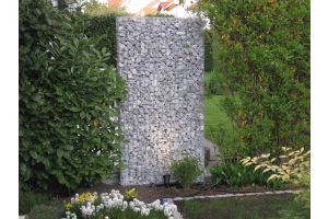 Schanskorf met led verlichting – Duitse kalkstenen