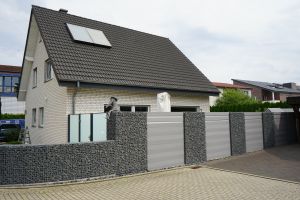 Schanskorven met Composiet Schutting – Composiet schutting. Schanskorven met Composiet Schutting