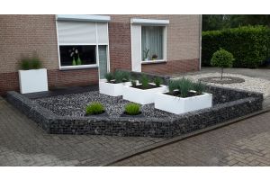 Schanskorf met Basalt Siersplit – Basalt breukstenen. Schanskorf met Basalt Siersplit