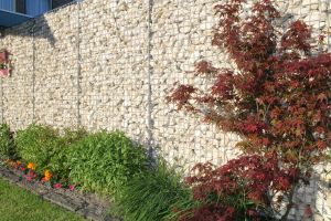 Schanskorven met Yellow Sun – Breukstenen. Schanskorven met Yellow Sun