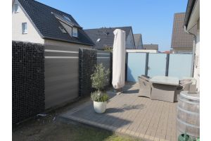 Schanskorven met Composiet Schutting – Composiet schutting. Schanskorven met Composiet Schutting