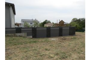 Schanskorven met Composiet Schutting – Composiet schutting. Schanskorven met Composiet Schutting