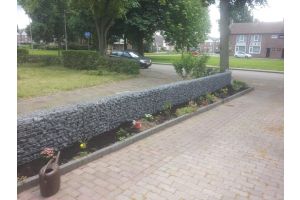 Schanskorven langs de Oprit van Doornik Breukstenen – Doornikse breuksteen. Schanskorven langs de Oprit van Doornik Breukstenen