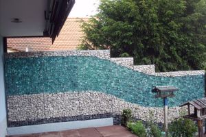 Schanskorven Bef Llt met Glasbrokken – Breukstenen. Schanskorven Bef Llt met Glasbrokken