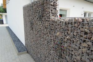 Basalt Bruin 40-80mm Schanskorven Schutting – Breukstenen. Basalt Bruin 40-80mm Schanskorven Schutting