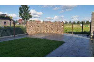 Schanskorven Schutting met Grauwacke Breukstenen – Grauwacke breukstenen. Schanskorven Schutting met Grauwacke Breukstenen