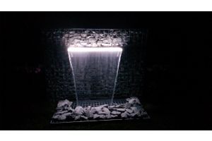 Schanskorven met Waterval – Watervallen. Schanskorven met Waterval