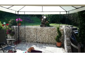 Schanskorven met Yellow Sun – Yellow Sun breukstenen. Schanskorven met Yellow Sun