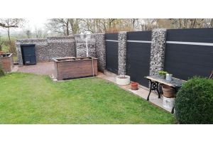 Schanskorven met Composiet Schutting – Composiet schutting. Schanskorven met Composiet Schutting