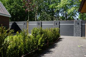 Schanskorven met Composiet Schutting – Composiet schutting. Schanskorven met Composiet Schutting