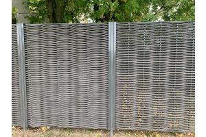 Kunststof schutting verschil enkele en dubbele weving – Kunststof vlechtschutting