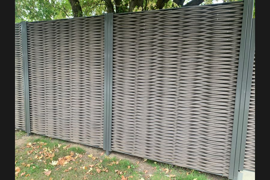 Kunststof schutting paneel Dubbele weving - Brown Wood Kunststof schutting paneel Dubbele weving - Brown Wood