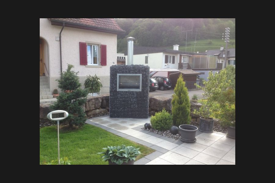 Gartenkamin mit Basalt bruchsteine Gartenkamin mit Basalt bruchsteine
