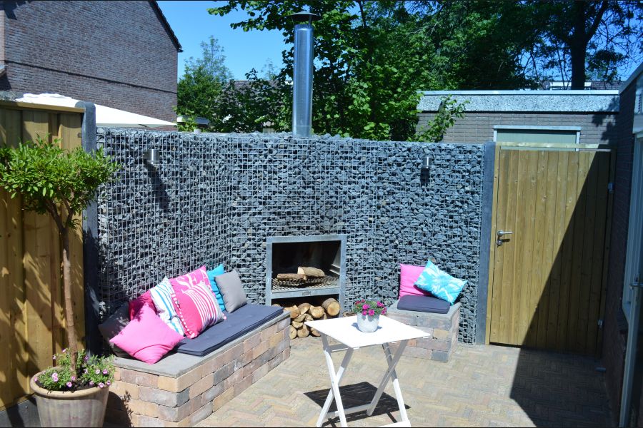Eckkamin mit Grill Eckkamin mit Grill